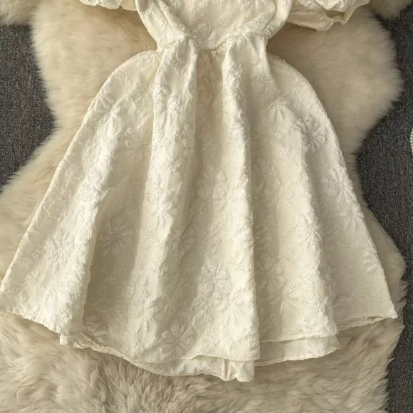 puff sleeve dress - Picture 6 of 6